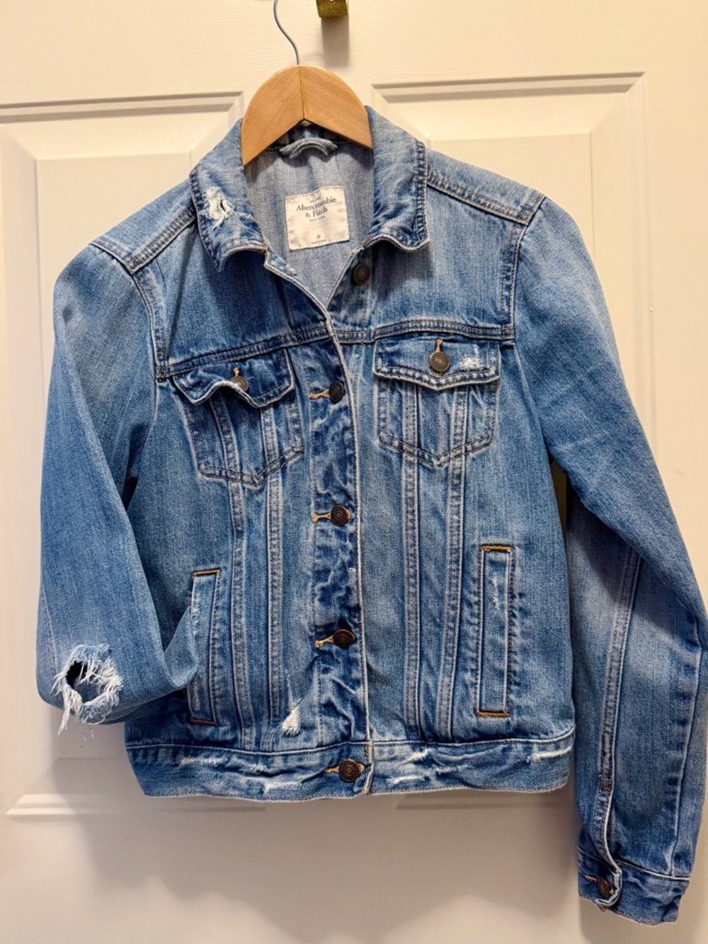 Ahercrombie & Fitch Medium Distressed Light Wash Denim Jacket - Blue